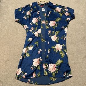 Lot of 2 NWT Floral Beach Coverups GUESS Ansa Kimono + International INC Company